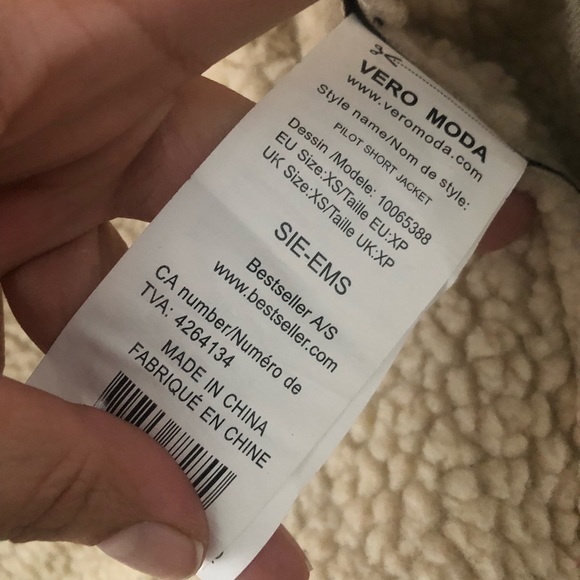 🌱 Vero Moda: Vegan Pilot Jacket - Picture 4 of 10